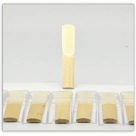 10 Soundman® Reeds for Clarinet (Böhm Grip System) - Each with Reedgard - Clarinet Reeds 1.5 Test Pack (Thickness 1.5)