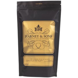Harney & Sons Hot Cinnamon Spice, Bag of 50 Sachets, Black Tea w/Orange Pieces and Cloves (Pack of 1) (Packaging may vary)