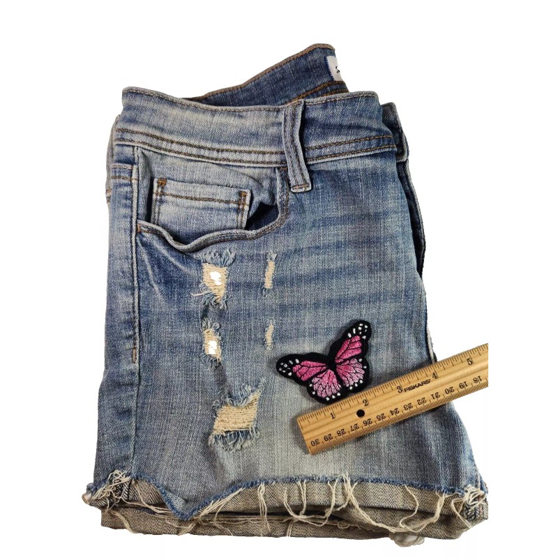 Butterfly Patch/Badge High Quality Iron-On Sew-On Pink