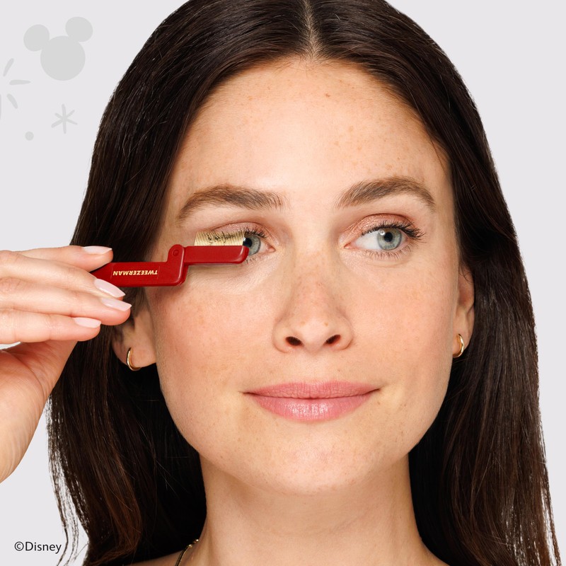 TWEEZERMAN Eyelash Curler and Eyelash Comb Set, Magic All Around,