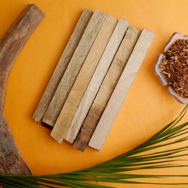 Satvik 500 Grams Hawan Samidha Pure Mango Wood Sticks for Hawan/Havan Kund Yagya Aam Ki Lakdi Shanti Hindu Pujan Rituals Home Mandir Office Religious Spiritual Prayers Pooja Aarti