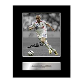 Iconic pics Zinedine Zidane Signed Mounted Photo Display France