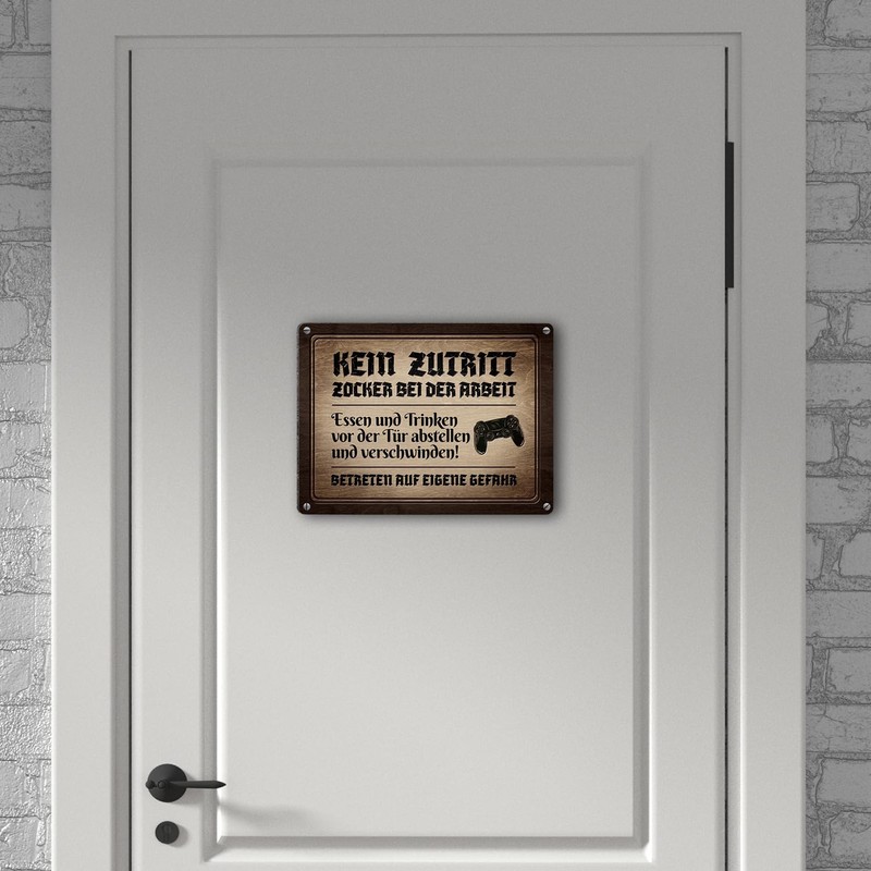 Gamer at Work Metal Sign in Wood Look with Controller