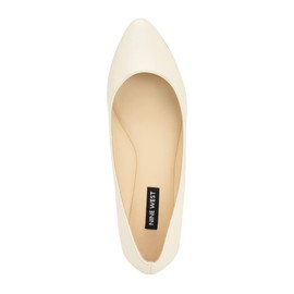 NINE WEST Speakup Flat, Chic Cream