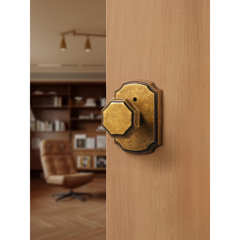 SORWDUERM 1 Pack Antique Brass Door Knobs Interior Privacy Door