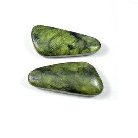 Windfulogo 2Pcs Small Massage Stones Green Jade Stone Hot Rock for Eye Spa Massage 1.18 x 2.56 in(3x6.5cm)
