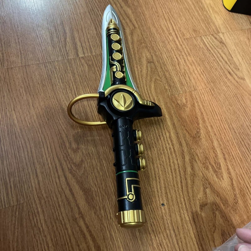 Warhammer 1994 Legacy Dragon Dagger Power Rangers 1:1 Scale Foam