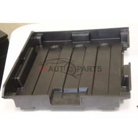 Isuzu Genuine Isuzu Battery Cover For NPR NPR-HD NQR NRR 4BD2 4HE1 4HK1 4.8L 1995-2007