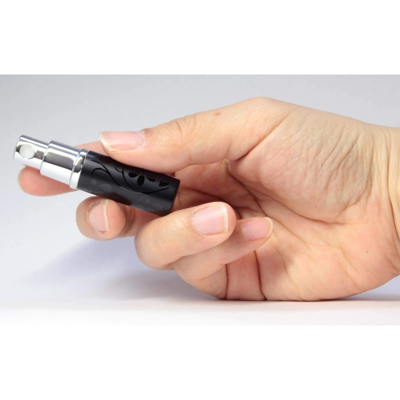 pa-sumetaruatomaiza- Small Crafts, Anodized akebi Black