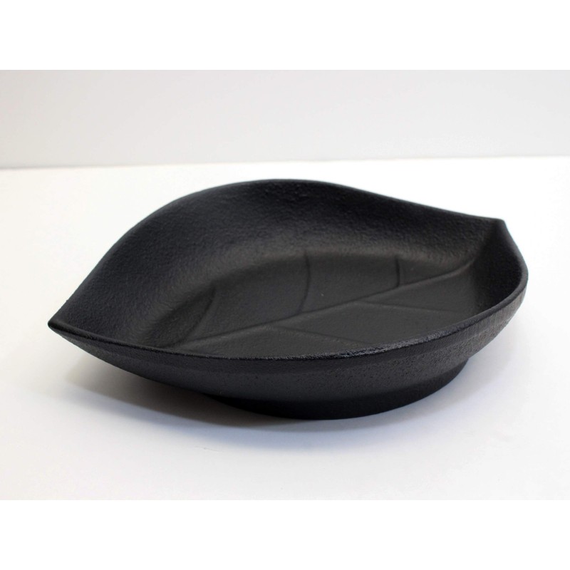 Ikenaga Ironworks Living with Iron Tree Leaf Plate, Large, Gift