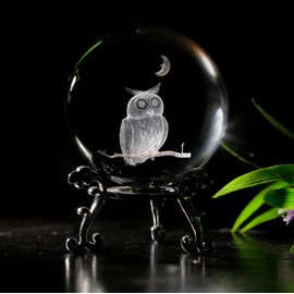 vskikris 3D - Estatuilla de búho con esfera de vidrio láser con diseño de búho y luna con soporte plateado para decoración del hogar, oficina, regalo decorativo