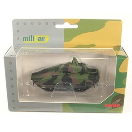 Herpa 745437 Military - Puma Tank Decorated