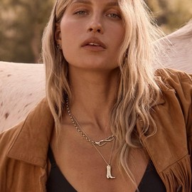 RAUCHBE Gold Cowboy Boot Necklace for Women Cowgirl Boot Necklace Charm Western Country Jewelry