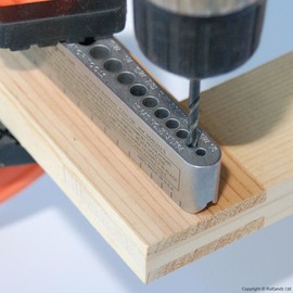 Big Gator Tools MDG1000NP 垂直 穴あけ ドリルガイド 3.0 - 9.5 mm 17ホール