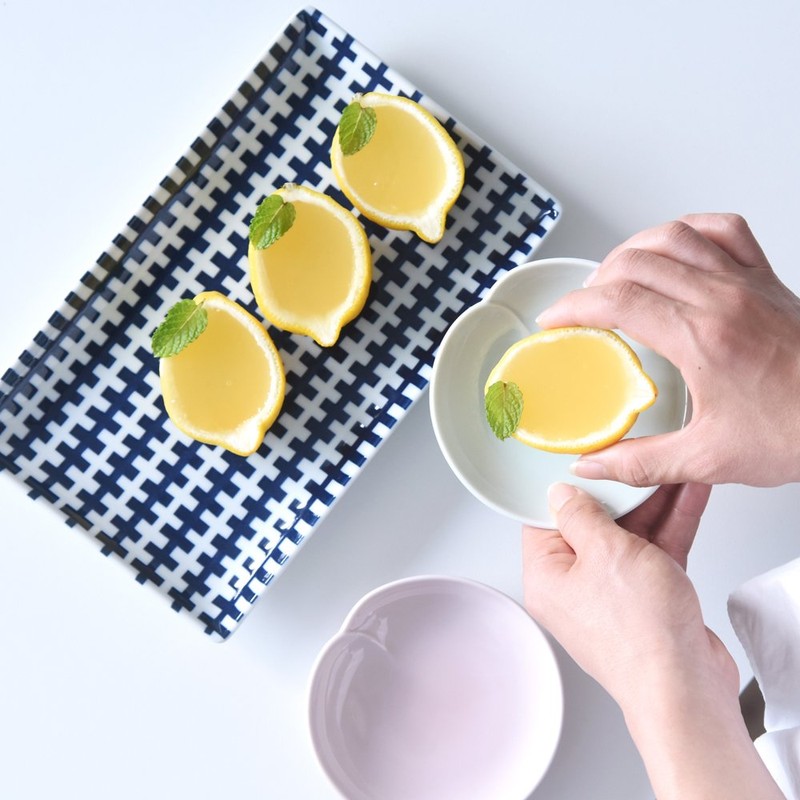 natural69 White Bird (Peach Plate) Celadon