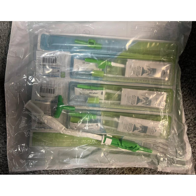SAGE Stryker Sage Products 6714 Qcare Petite Oral Cleansing Kit