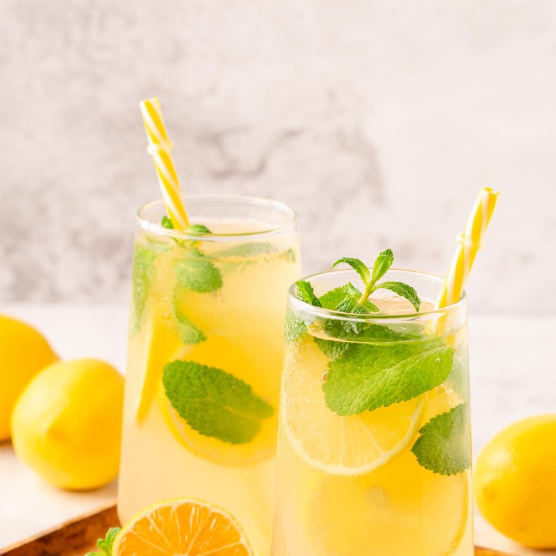 100 Packs of Beautiful Colorful Striped Straws, Plastic Drinking Straws