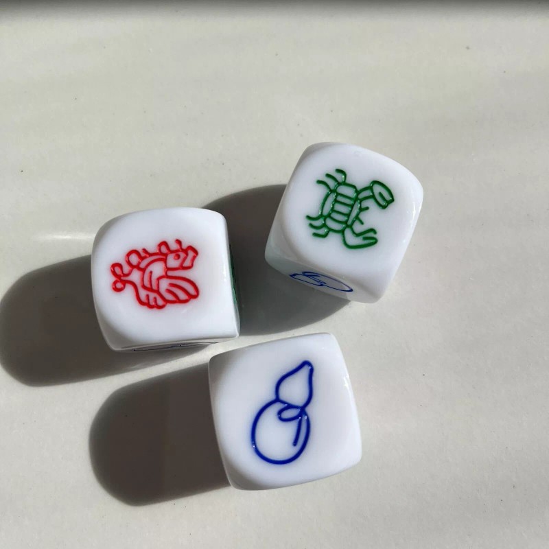 LHT Gourd Fish Shrimp Crab Dice Crown Anchor Game Chuck