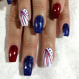 Uñas Postizas 4 de Julio – 24 Piezas Uñas Cuadradas Rojas, Azules y Brillantes con Estrellas, Patrióticas para Mujer, Uñas Falsas con Pegamento y Accesorios Incluidos