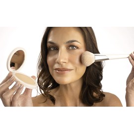 Farmasi Maquillaje en polvo Face Make Up Face Perfecting Pressed Powder (02 Warm Light)