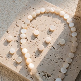 Firstmeet 160Pcs Natural Mother of Pearl Beads 6mm Round Shell Beads for Jewelry Necklace Bracelet Earrings Making(DIY-1010-Round/WhiteS)