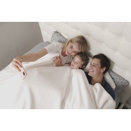 BYTIDE Extra Large Milk Flannel Blanket 120" x 120" (10' x 10') Oversized Huge Family Size Bed Blanket, 500GSM Luxury Fuzzy Soft Plush Warm Breathable Bed Blankets for All Seasons, White