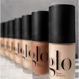 Glo Skin Beauty Luminous Liquid Mineral Foundation Makeup with SPF 18 (Café) - Improves Uneven Skin Tone, Smooths & Corrects Imperfections, Sheer to Medium Coverage, Dewy Finish