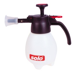 Solo 418 One-Hand Pressure Sprayer with Ergonomic Grip for Gardening, Fertilizing, Cleaning & General Use Spraying, 1 Liter