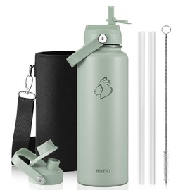 BUZIO Botella de agua de 1,1 l aislada, termo de acero inoxidable de triple pared con vacío (fría durante 48 h), jarra metálica con boca ancha libre de BPA a prueba de fugas con 2 tapas, verde salvia