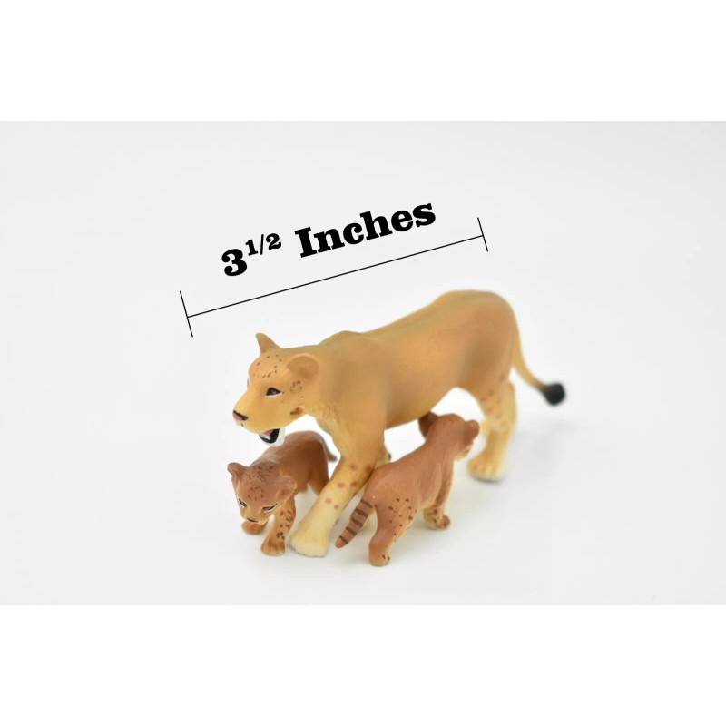 C/O Lioness with two Cubs, Museum Quality Plastic Replica Toys