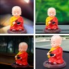 PRETYZOOM Dashboard Monk Figurine, Solar-Powered Shaking Head Monk Ornament Car