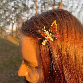 8 Pieces Butterfly Hair Clips Metal with Hollow Vibratable Moving Wing Hair Pins Cute Barrettes Accessories for Women (Gold+Silver, One Size)