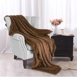Exclusivo Mezcla Large Flannel Fleece Velvet Plush Throw Blanket â 50" x 70" (Brown)