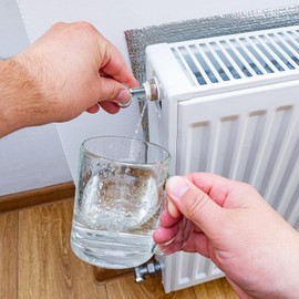 Pack of 5 Radiator Bleed Valve with 2 Bleed Keys, Brass Heating Bleed Valve, Manual Heating Valve, 1/2 Inch Exhaust Nozzle Bleed Screw