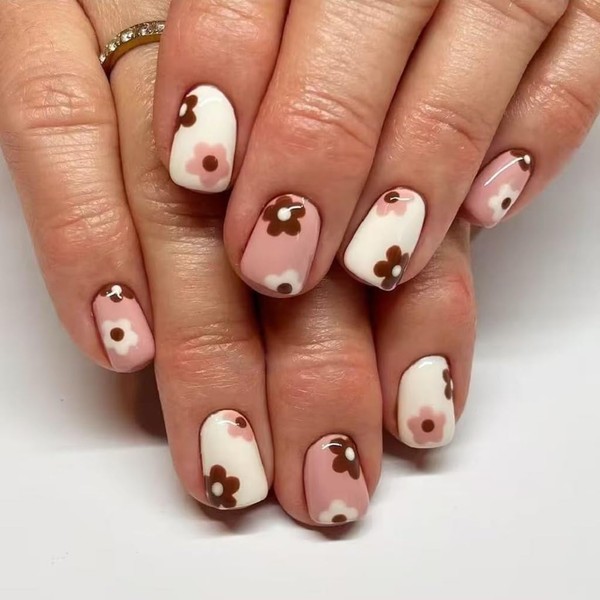 Short Press on Nails Square Fake Nails with Floral Design