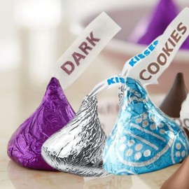 Hersheys Kisses Assorted - Milk Chocolate, Special Dark Mildly Sweet Chocolate and Cookies 'n' Creme White Chocolate, Candy - Bulk Party Pack 2 Pound