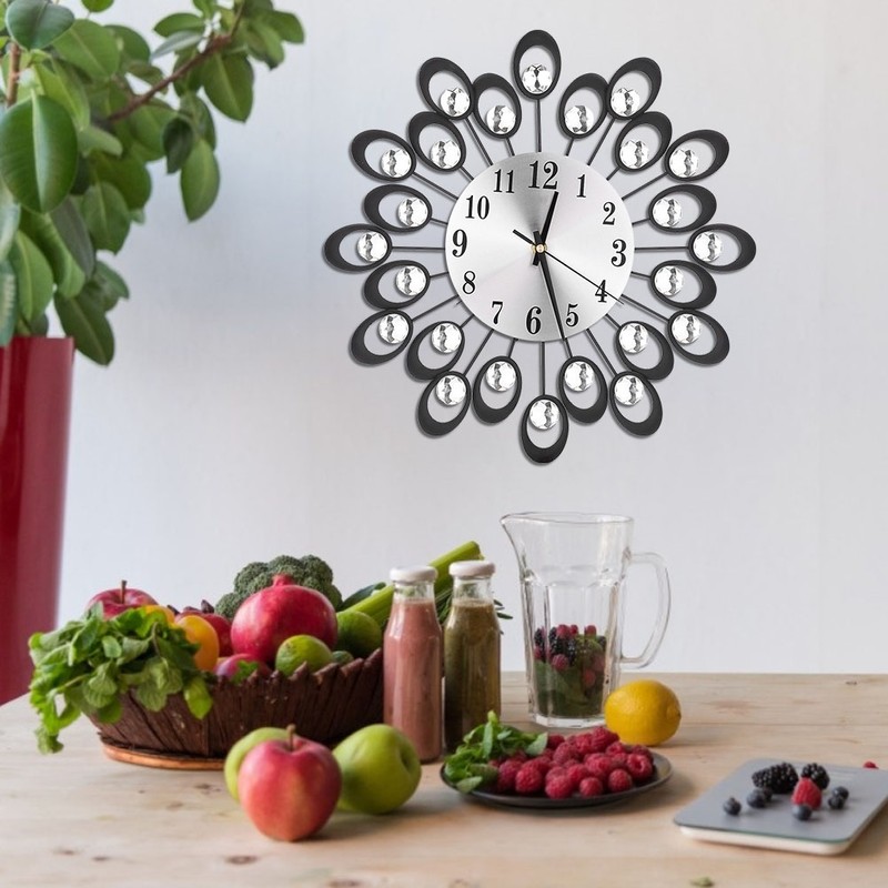 European Style Flower Clock Iron Art Battery Operated Mute Easy