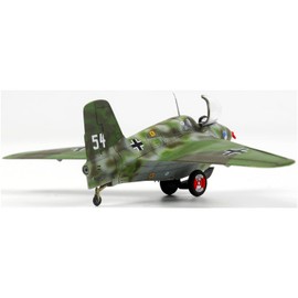 WOLWP17209 Wolfpack Design 1/72 Luftwaffe Rocket Fighter Me163B/S Comate 2 Plamodel