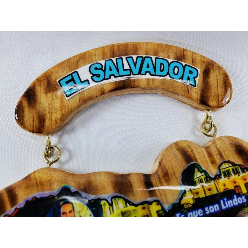 El Salvador Wooden Map Key Holder, Colgadero de llaves De