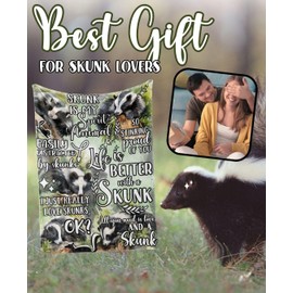 Huglanket Skunk Gifts for Women, Men, Skunk Blanket for Skunk Lovers, 50" x 65" Skunk Throw for Birthday - Life is Better with A Skunk - Green