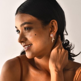 BRAYEG 18K Gold Plated Diamond Flower Earrings, Hoop Earrings with Diamonds for Women, small and exquisite gold knot earrings