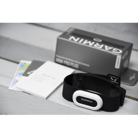HRM-PRO Plus 010-13118-00, Heart Rate Strap with Real-Time Heart Rate Data and Running Dynamics, Compatible with Garmin