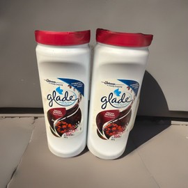 Glade 2 Pack Glade  Carpet & Room Refresher Powder Fresh Berries, 32 Oz.