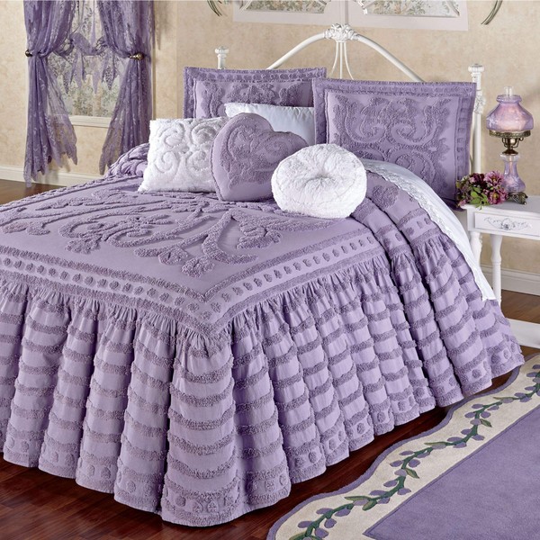 Belle Maison(R)Exclusive Intrigue Oversized Chenille Grande Bedspread