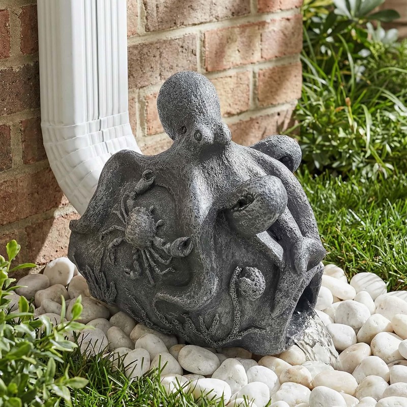 Euiroet Funny Octopus Sculpture Gutter Downspout Extender,Garden Statue Ornament,Decor Downspout