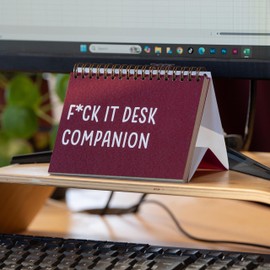 Manta Makes Secret Santa Christmas Gifts, Novelty desk sign, Christmas Gifts for Women, Funny Gifts, Funny Secret Santa Gifts for Women, Christmas Presents (Sweary) - 24 Pages