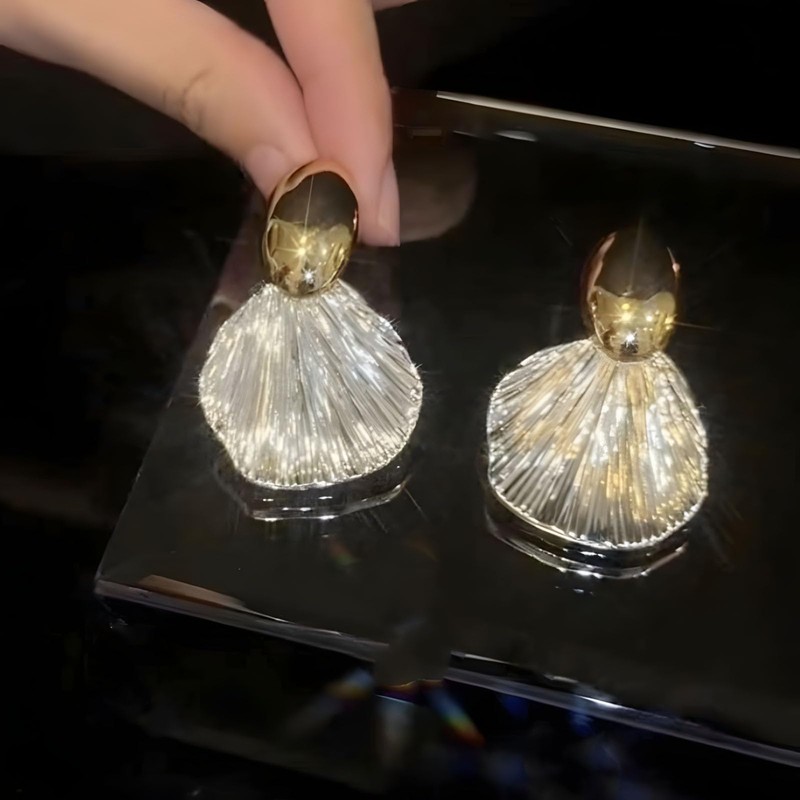 Silver Shell Charm Earrings for Women Silver Fan Shaped Earrings