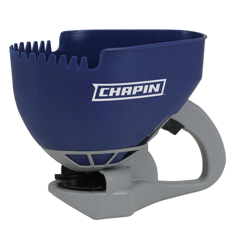 Chapin 8705A 1.6-Liter (0.3-Gallon) Ice Melt and Salt Hand Crank