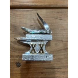 Case XX 1LB Display Anvil. Raised 3D Letters! Awesome Display Knife Not Included