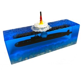Warp United The Sum of No Fear 1/2000 SSBN Borei Nuclear Submarine Launching SLBM Missile Diorama Model
